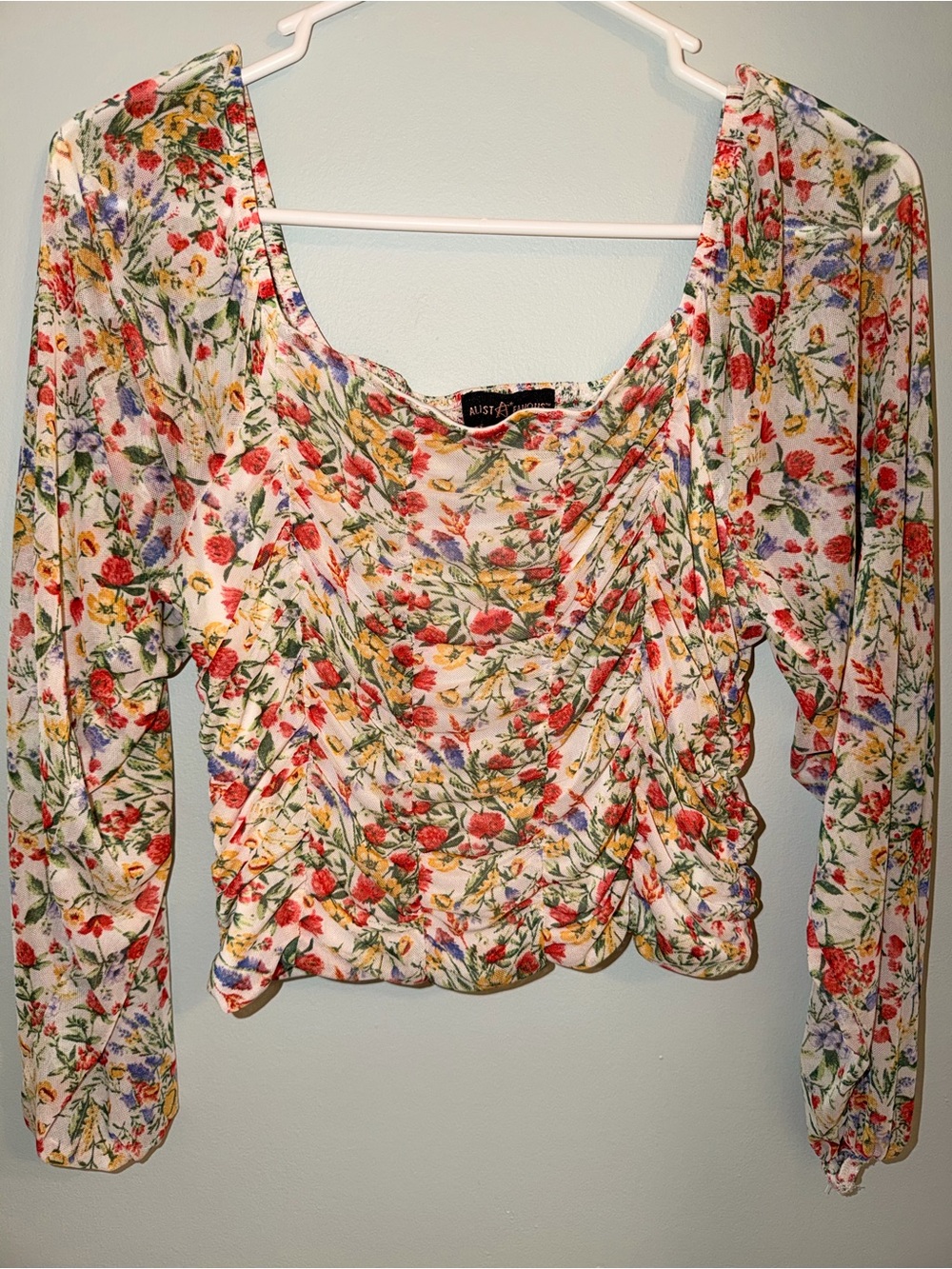 Almost Famous White Multi Floral Ruched Long-Sleeve Top